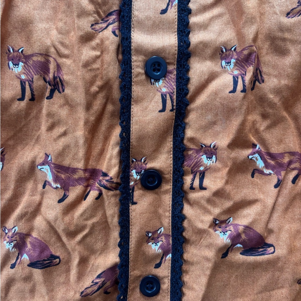 Women’s Rust Orange Fox-Print Button Front Skirt - Picture 4 of 7